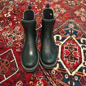 Hunter Chelsea Rain Boots